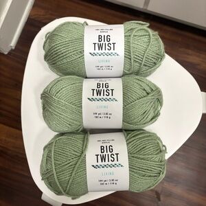 Big Twist Living Yarn Color Sage Lot of 3 Skeins 199 yds 3.85 oz Medium #4